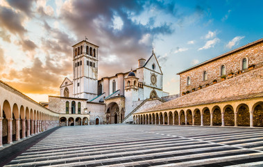 Basilica of St. Francis of Assisi at sunset, Assisi, Italy - obrazy, fototapety, plakaty