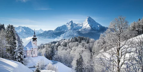 Keuken spatwand met foto Winterlandschap in de Alpen met kerk © JFL Photography