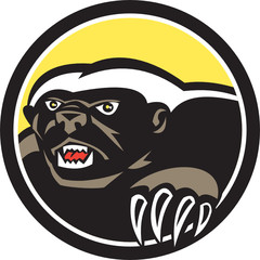Honey Badger Claws Side Circle Retro