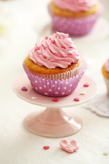 Delicious cupcakes on table  close-up