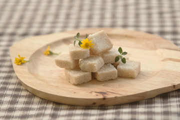 Brown sugar cube