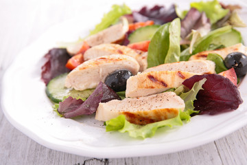 fresh salad with chicken