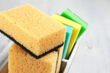 Cleaning sponges