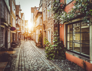 Vieille ville d& 39 Europe au coucher du soleil avec effet de filtre vintage rétro
