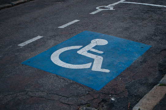 parking handicapé