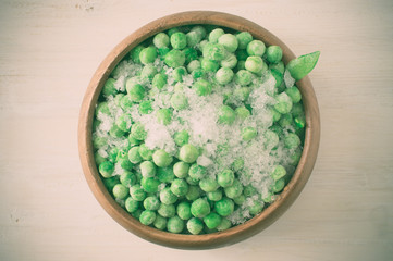 Frozen green peas