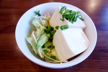豆腐 サラダ