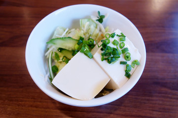 豆腐 サラダ
