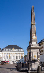 Old City Hall and the obelisk at Bonn city centre
