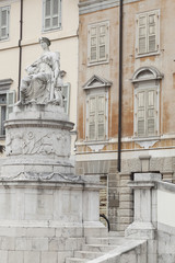 Fototapeta na wymiar Piazza libertà,la storia di Udine