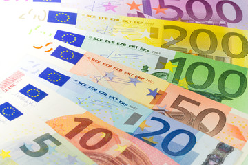 verschiedene Euro Banknoten gefächert