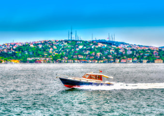 Obraz premium view from Bosphorus channel at Istanbul in Turkey. HDR