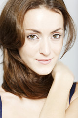 Naklejka premium Woman in beauty style pose