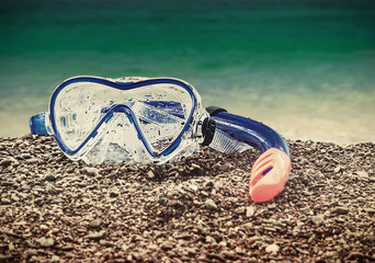 mask and snorkel diving