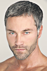 Obraz premium Close-up of a young handsome men 