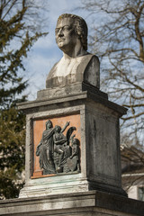 Fototapeta na wymiar Denkmal für Johannes von Müller in Schaffhausen, Schweiz