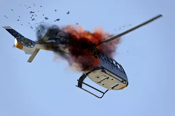 Deurstickers Helikopter vliegtuigcrash