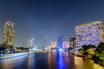 Fototapeta na wymiar Chao Phraya River night scene