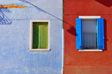 Fototapeta na wymiar Burano windows
