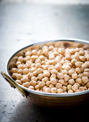 Dry chick-pea in the Indian copper bowl