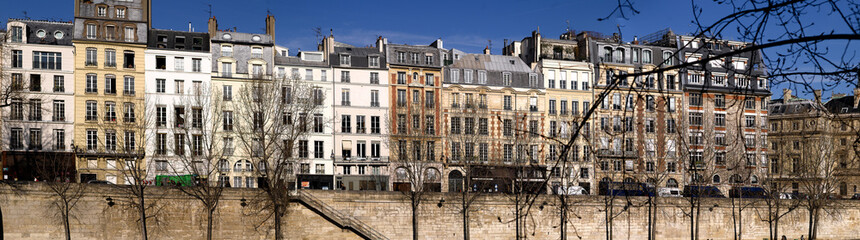 Fototapeta na wymiar Paris, France - facades