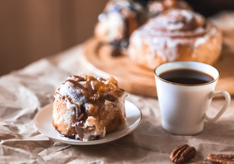 cinnamon cake with coffee