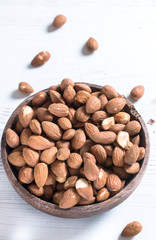 Almonds in the bowl