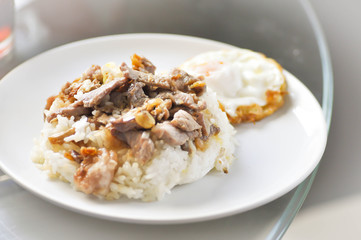 stir-fried pork,fried pork