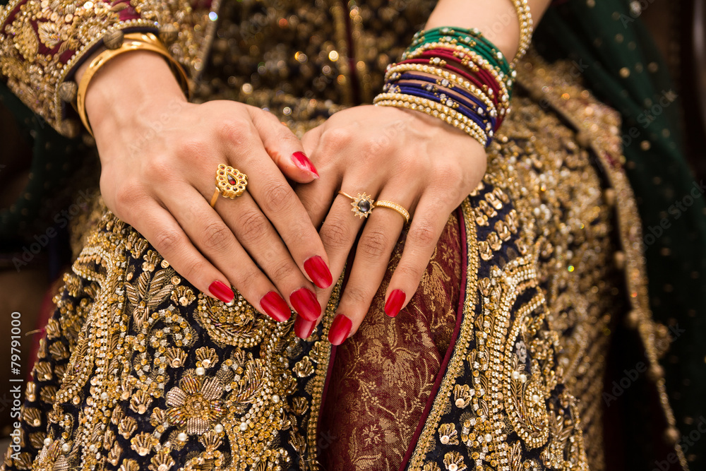 Wall mural beautifully decorated Indian bride hands