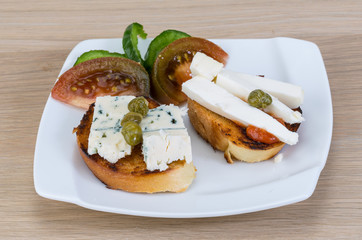 Tapas with soft cheese