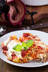 Lasagna rolls with tomato sauce