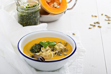 Pumpkin cream soup with cheese tortellini