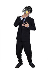 Obraz premium Entrepreneur with mask fail to breathe