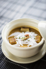 prawn soup with croutons and cream