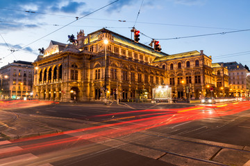 Österreich, Wien, Oper, Abenddämmerung