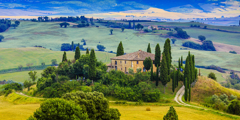 Obraz premium Tuscany landscape, San Quirico d´Orcia, Italy
