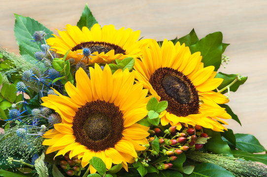 Sonnenblumen, Schnittblumen, Floristik, Blumenstrau&szlig;