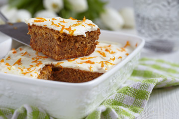 Carrot cakewith walnut and almond