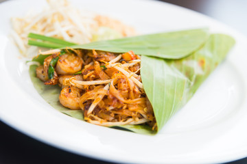 Pad thai