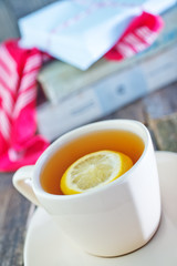tea with lemon in cup