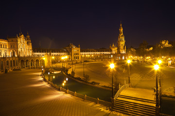 Fototapeta na wymiar Plaza de Espana in Sevilla at night, Spain
