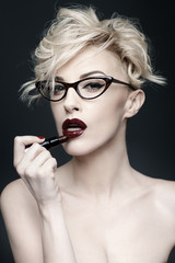 Obraz premium portrait of a beautiful woman with clean skin