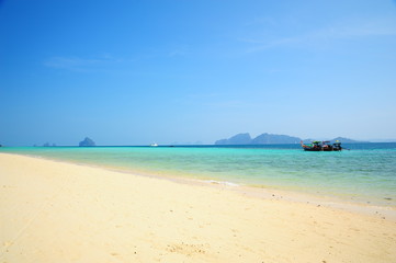 White Sand Beach on Paradise Island