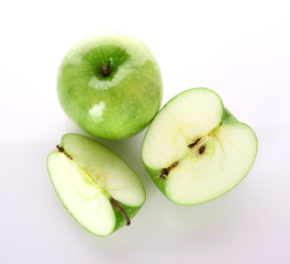Green apple, isolated on white background