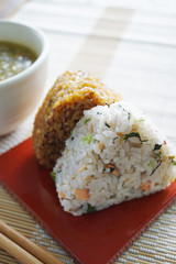 おにぎりのある食卓　イメージ