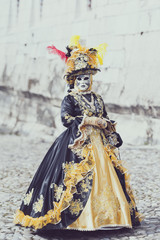 Fototapeta na wymiar Personnage de carnaval de Venise