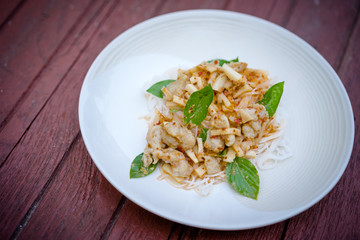 thai food red chicken curry