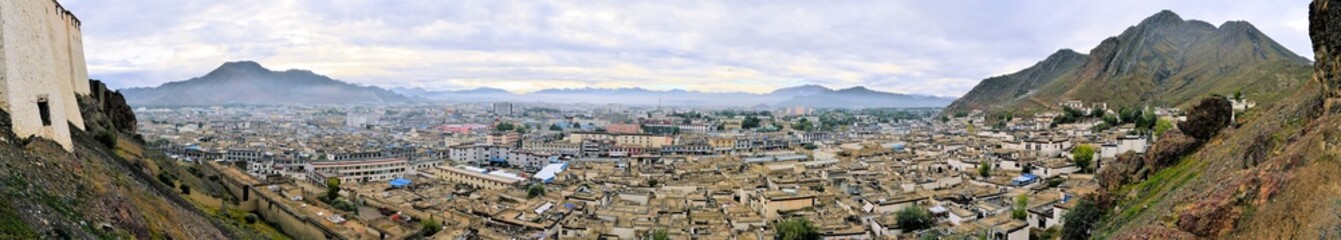 Fototapeta na wymiar Shigatse Monastery Panorama in Tibet