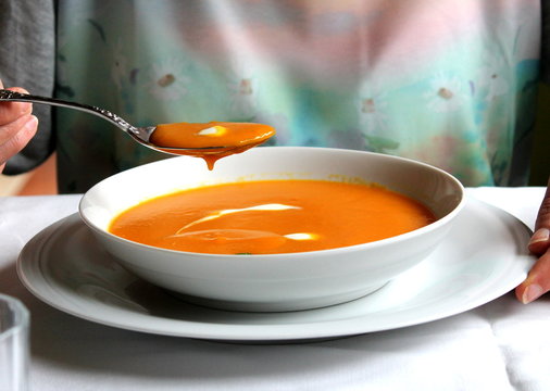 Samtsuppe Bilder – Durchsuchen 599 Archivfotos, Vektorgrafiken und ... Samtsuppe Bilder – Durchsuchen 599 Archivfotos, Vektorgrafiken und ...