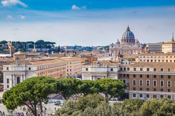 Fototapeta na wymiar Skyline of Rome